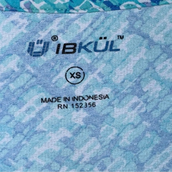 Ibkul Long Sleeve Mock 1/2 Zip Liz Jade/Lavender Print SPF 50 Sz XS - Picture 7 of 11